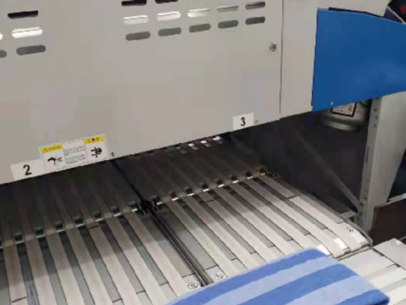 湘桥巾类折叠机-01