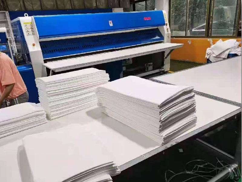 湘桥高速熨烫机-01